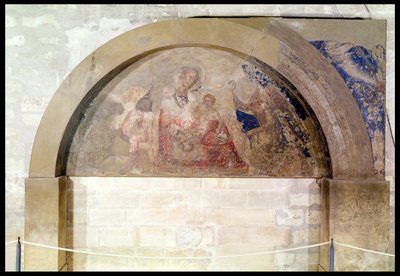 Tympanon przedstawiający Matkę Boską Pokory z Dzieciątkiem Jezus w otoczeniu aniołów, 1341 autorstwa Simone Martini
