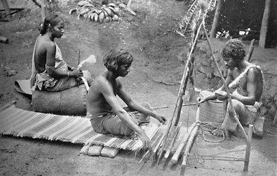 Singhalskie maty tkackie, 1902 autorstwa Skeen and Co