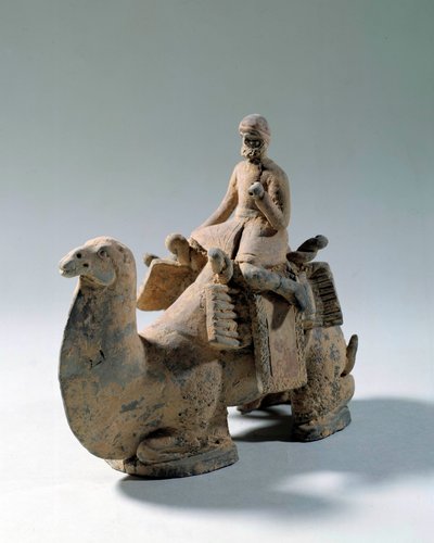 Cywilizacja sogdyjska: „”wielbłąd i wielbłąd, transport jedwabiu”””Posąg nagrobny z terakoty. V lub VI wiek. Paryż, Muzeum Cernuschi autorstwa Sogdian Sogdian