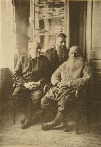 Rosyjski pisarz Lew Tołstoj z politykiem Michaiłem Stachowiczem i Michaiłem Suchotynem, Rosja, 1900 autorstwa Sophia Andreevna Tolstaya