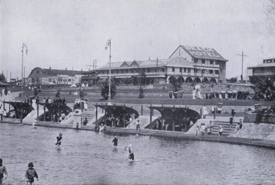 Ocean Beach, pokazujący Beach Hotel, Durban (zdjęcie czarno-białe) autorstwa South African Photographer