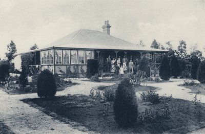 Życie towarzyskie w kopalniach, dom kierownika kopalni (zdjęcie czarno-białe) autorstwa South African Photographer