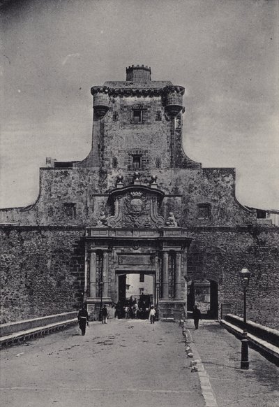 Kadyks: Puerta de Tierra (czarno-białe zdjęcie) autorstwa Spanish Photographer