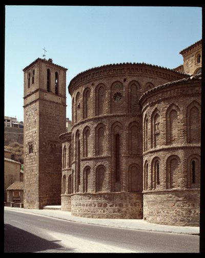 Art mudejar: widok absydy kościoła Santiago de Arrabal, XIII w. Toledo, Hiszpania autorstwa Spanish School