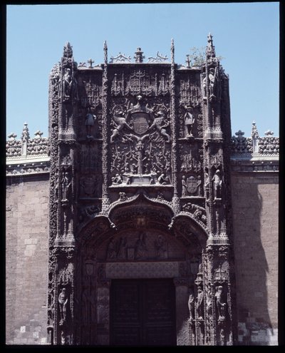 Sztuka gotycka Isabelin: Fasada Kolegium św. Grzegorza (St. Gregory) 1488-1496 Valladolid, Hiszpania (Sztuka gotycka: Widok fasady Kolegium św. Grzegorza (St. Gregory) Valladolid Hiszpania autorstwa Spanish School