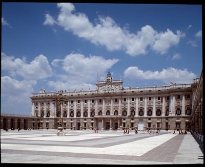 Widok na Pałac Królewski (1738-1755) (zdjęcie) autorstwa Spanish School