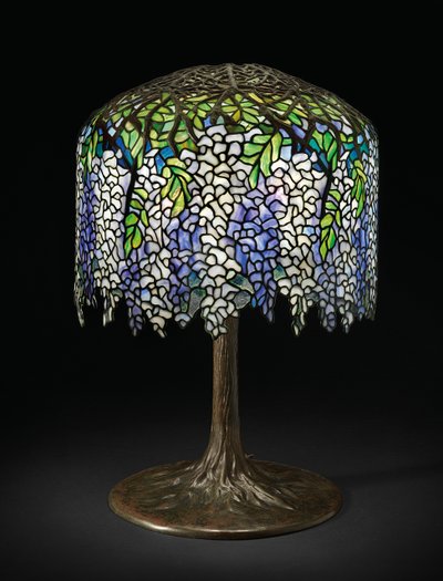 Lampa stołowa Wisteria, ok. 1910 (szkło ołowiowe i brąz) autorstwa Studios Tiffany