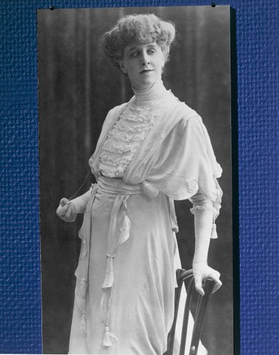 Manda Bjorling jako Miss Julie (czarno-białe zdjęcie) autorstwa Swedish Photographer
