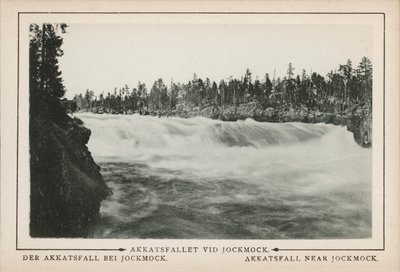 Szwecja: Akkatsfall w pobliżu Jockmock (zdjęcie czarno-białe) autorstwa Swedish Photographer