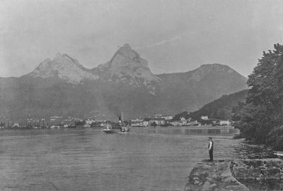 Brunnen i mit, Lac des IV Cantons (zdjęcie czarno-białe) autorstwa Swiss Photographer