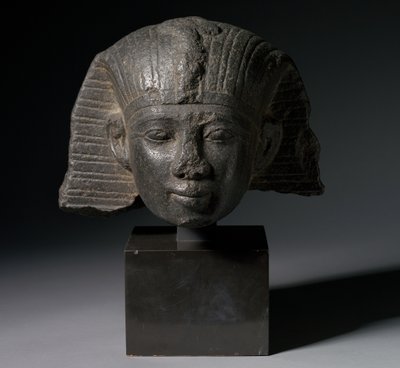 Głowa króla, 21 lub 22 dynastia, ok. 1069-715 pne autorstwa Third Intermediate Period Egyptian