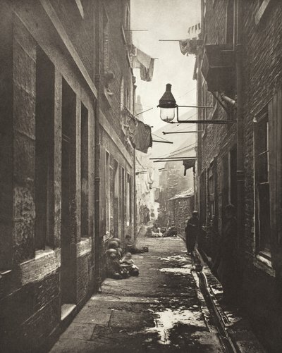 Zaułek nr 80, High Street (nr 11) autorstwa Thomas Annan