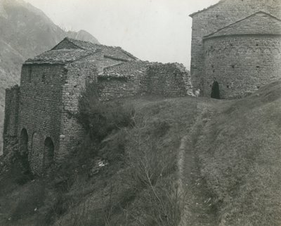 Opactwo San Pietro al Monte, Civate, Lombardia, Włochy, zdjęcie autorstwa Ugo Monneret de Villard, około 1910 r. autorstwa Ugo Monneret de Villard