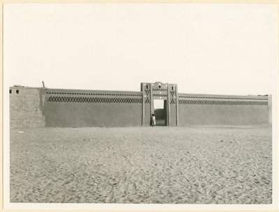 Ceglana ściana, Allaqi, Egipt, zdjęcie autorstwa Ugo Monneret de Villard, około 1925 r. autorstwa Ugo Monneret de Villard