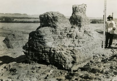 Grobowiec w nekropolii, Qasr Ibrim, Egipt, zdjęcie Ugo Monneret de Villard autorstwa Ugo Monneret de Villard