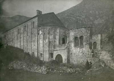 Widok na opactwo San Pietro al Monte, Civate, Lombardia, Włochy, zdjęcie autorstwa Ugo Monneret de Villard, około 1910 r. autorstwa Ugo Monneret de Villard