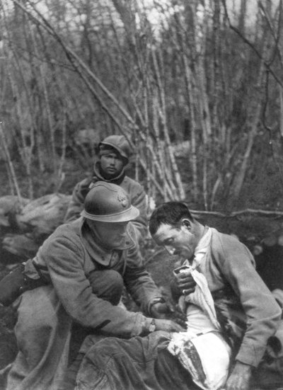 A rany żołnierzy francuskich są opatrywane, I wojna światowa, Francja, 1916 autorstwa Unbekannt