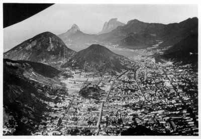 Widok z lotu ptaka na Rio de Janeiro, Brazylia, z Zeppelina, 1930 1933 autorstwa Unbekannt