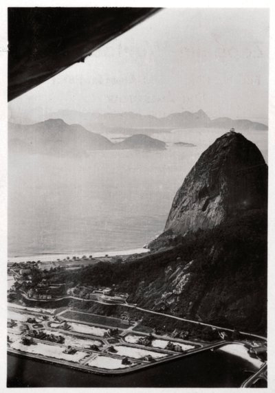 Widok z lotu ptaka na Głowę Cukru, Rio de Janeiro, Brazylia, z Zeppelina, 1930 1933 autorstwa Unbekannt