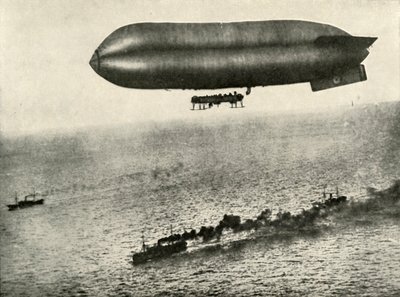 Sterowiec eskortujący konwój, 1919. autorstwa Unbekannt