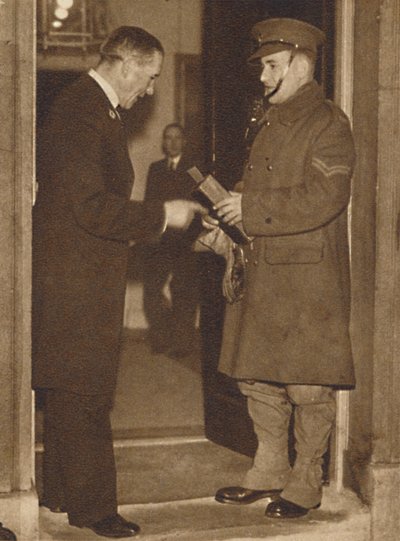 Jeździec wysyłkowy armii z Fortu pod nr 10, 1936 1937 autorstwa Unbekannt