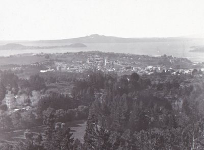 Auckland, z Mount Eden, koniec XIX-początek XX wieku. autorstwa Unbekannt