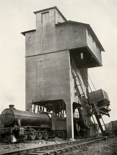 Automatyczne nawęglanie na stacji Hornsey, Middlesex, 1935. autorstwa Unbekannt