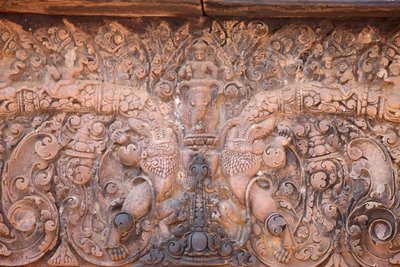Świątynia Banteay Srei w Angkorze w Kambodży. Misternie rzeźbione. Siem Reap Kambodża autorstwa Unbekannt