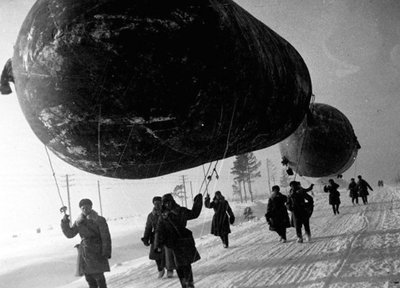 Balony zaporowe pod Moskwą, ZSRR, II wojna światowa, 1941 r autorstwa Unbekannt