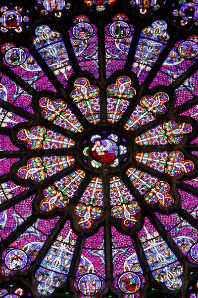 Bazylika św, Denis, transept północny, Witraż (detal), Rozeta nad bramą środkową, Saint-Denis, Francja autorstwa Unbekannt