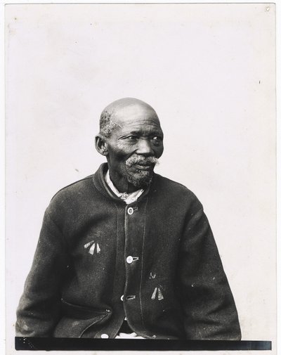 Premier Basuto Chief, ok. 1920 (odbitka żelatynowo-srebrowa) autorstwa Unbekannt