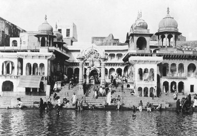 Ghat kąpielowy na rzece Yamuna, Muttra, 1917 autorstwa Unbekannt