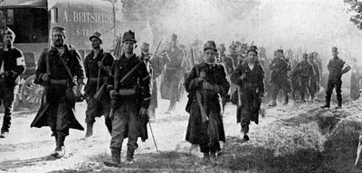 Wojska belgijskie zbliżające się do miejsca bitwy, I wojna światowa, 1914 autorstwa Unbekannt