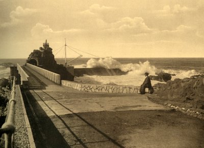 Biarritz - W Rocher de la Vierge przez duże rempy, ok. 1930. autorstwa Unbekannt