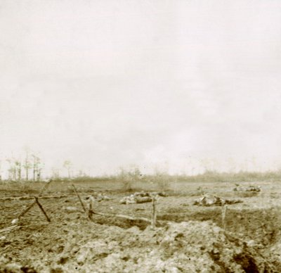 Ciała po ataku, c1914-c1918 autorstwa Unbekannt