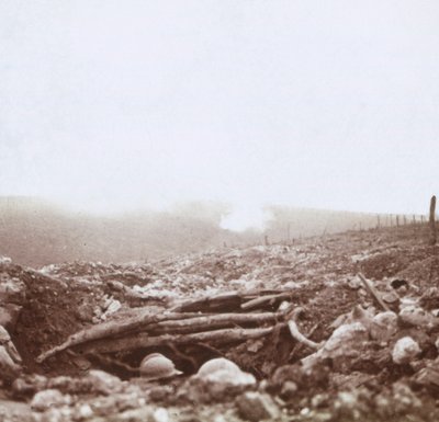 Bombardowanie, Le Mort Homme, Wzgórze Umarlaka, północna Francja, c1914-c1918. autorstwa Unbekannt