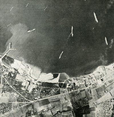 Brytyjskie okręty wojenne u wybrzeży Malty, II wojna światowa, 1940-1942 1944. autorstwa Unbekannt