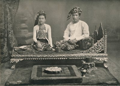 Birmański Książę i Księżniczka, 1900. autorstwa Unbekannt