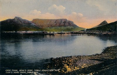 Kapsztad, Devils Peak, Table Mountain i Lions Head z Table Bay, c1900 autorstwa Unbekannt
