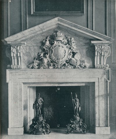 Rzeźbiony marmurowy kominek autorstwa Williama Kenta 1685-1748. W publicznej jadalni w Hampton Court, autorstwa Unbekannt