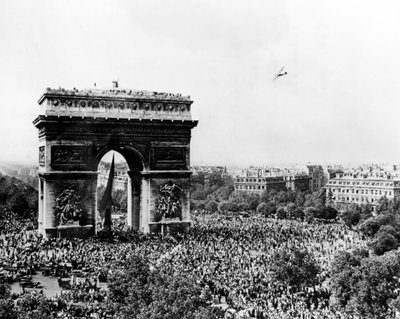 Świętowanie wyzwolenia Paryża, 26 sierpnia 1944 autorstwa Unbekannt