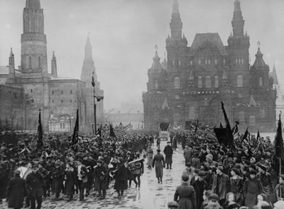 Uroczystości z okazji 8. rocznicy Rewolucji Październikowej w Moskwie, 1925. autorstwa Unbekannt