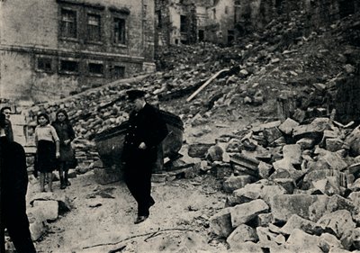 Churchill odwiedza zmaltretowaną Maltę, 1943, 1945. autorstwa Unbekannt