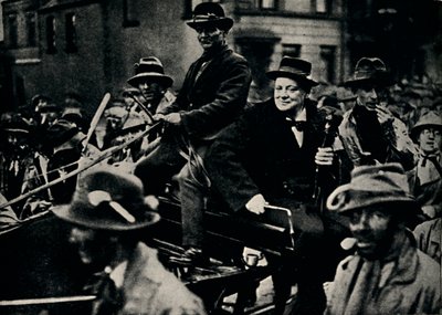 Churchill w Belfaście ponownie, 1926, 1945. autorstwa Unbekannt