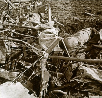 Rozbity samolot, Aisne, Francja, c1914-c1918 autorstwa Unbekannt