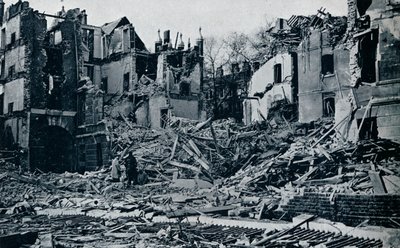 Zdewastowane budynki, z wewnętrznego ogrodu Świątyni, 1941 autorstwa Unbekannt