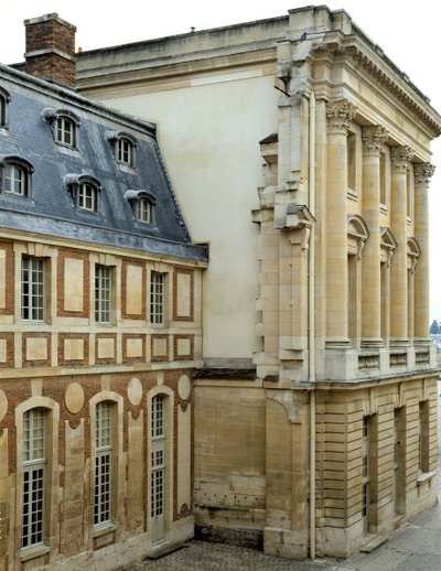 Dom Dufoura widziany od południa, Chateau de Versailles, Francja autorstwa Unbekannt