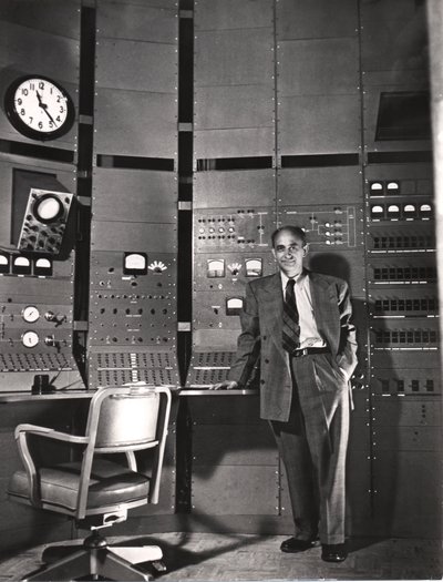 Enrico Fermi, urodzony we Włoszech amerykański fizyk jądrowy, ok. 1942 r. autorstwa Unbekannt