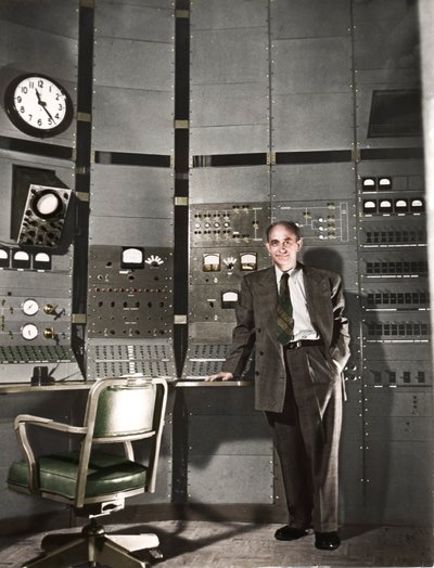 Enrico Fermi, urodzony we Włoszech amerykański fizyk jądrowy, ok. 1942 r. autorstwa Unbekannt