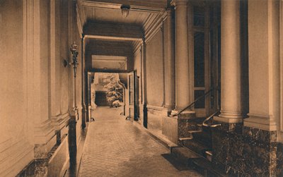 Wejście do ambasady kubańskiej w Brukseli, Belgia, 1927. autorstwa Unbekannt